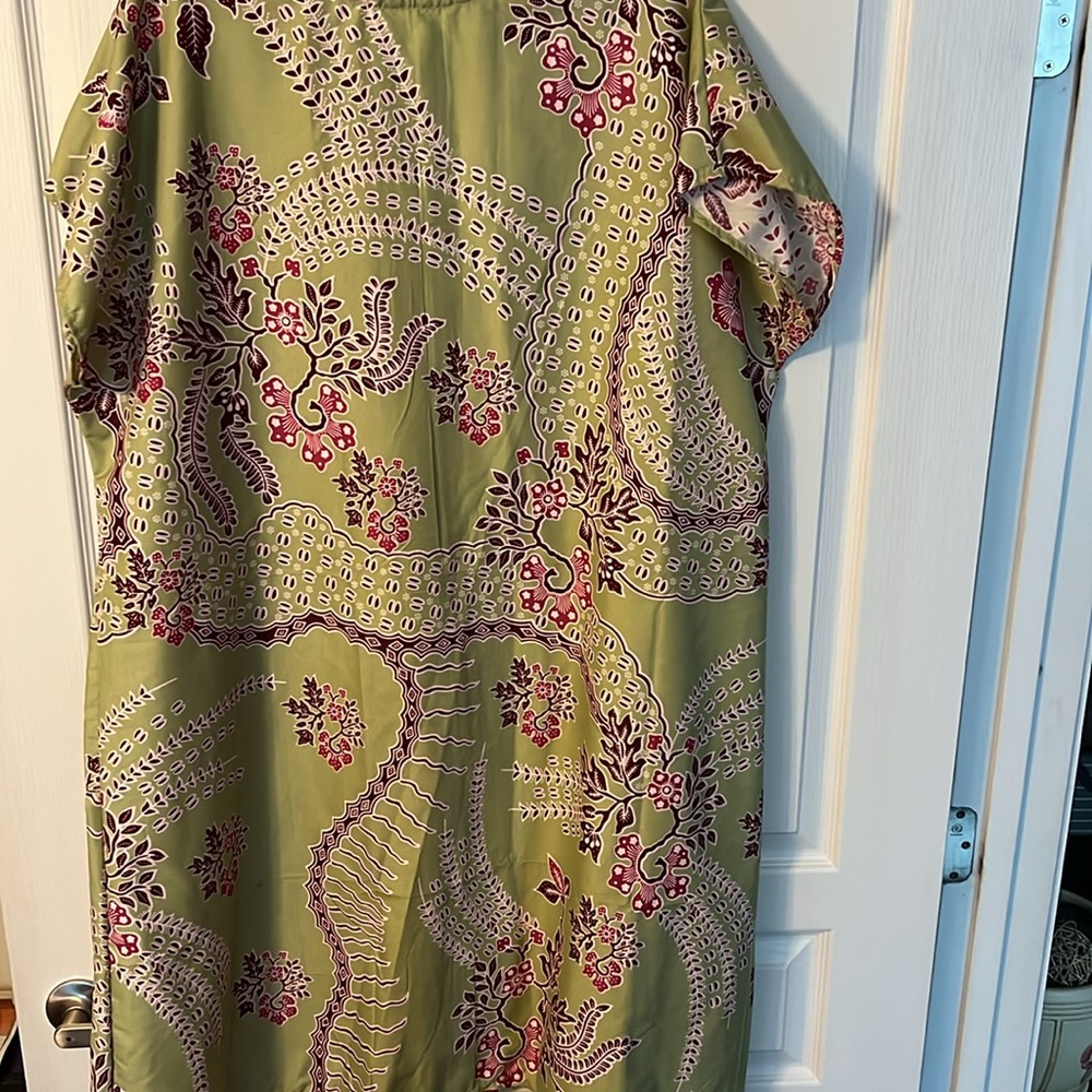 Floral Green and Purple Dress. Zipper in front. Side pockets. Summer Delight. - Picture 5 of 6